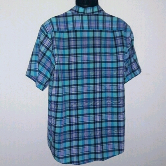 IZOD Plaid Casual Shirt - Picture 4 of 5